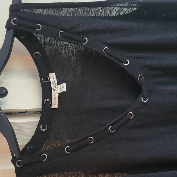 Express One Eleven tank top - Picture 2 of 5